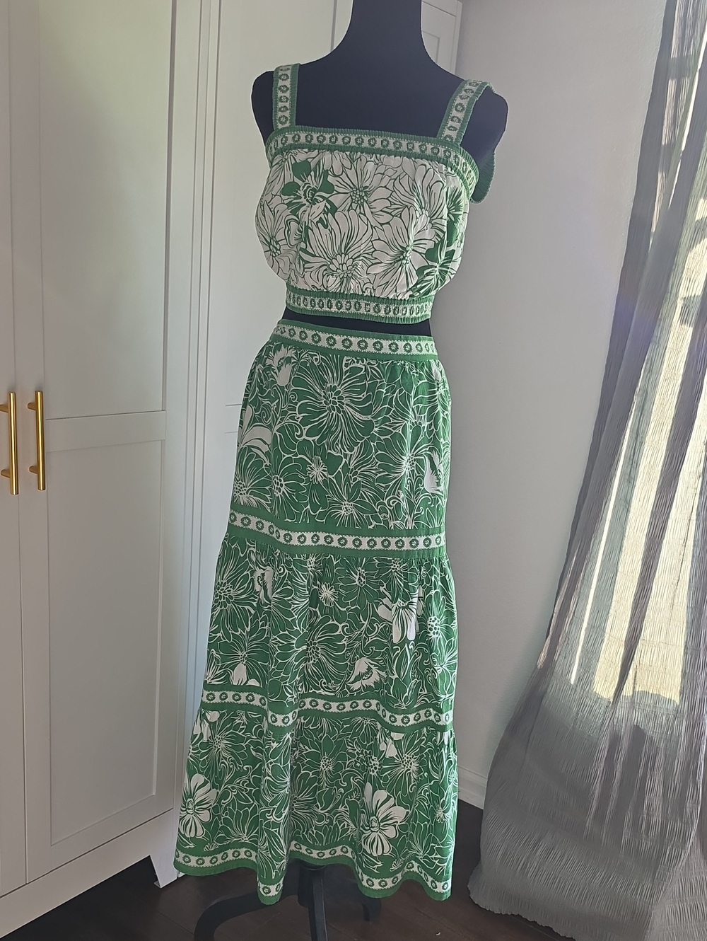 Japna Green and White Floral Maxi Skirt & Top Set